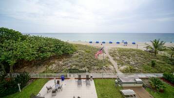 Studio, Kitchen, Oceanfront | Beach/ocean view