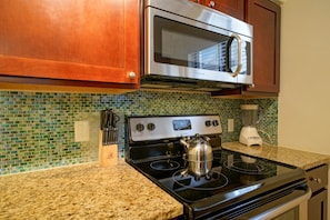 Standard Room, 1 Bedroom, Kitchen, Ocean Front studio | Individually decorated, individually furnished, blackout drapes - La Costa Beach Club (Pompano Beach)