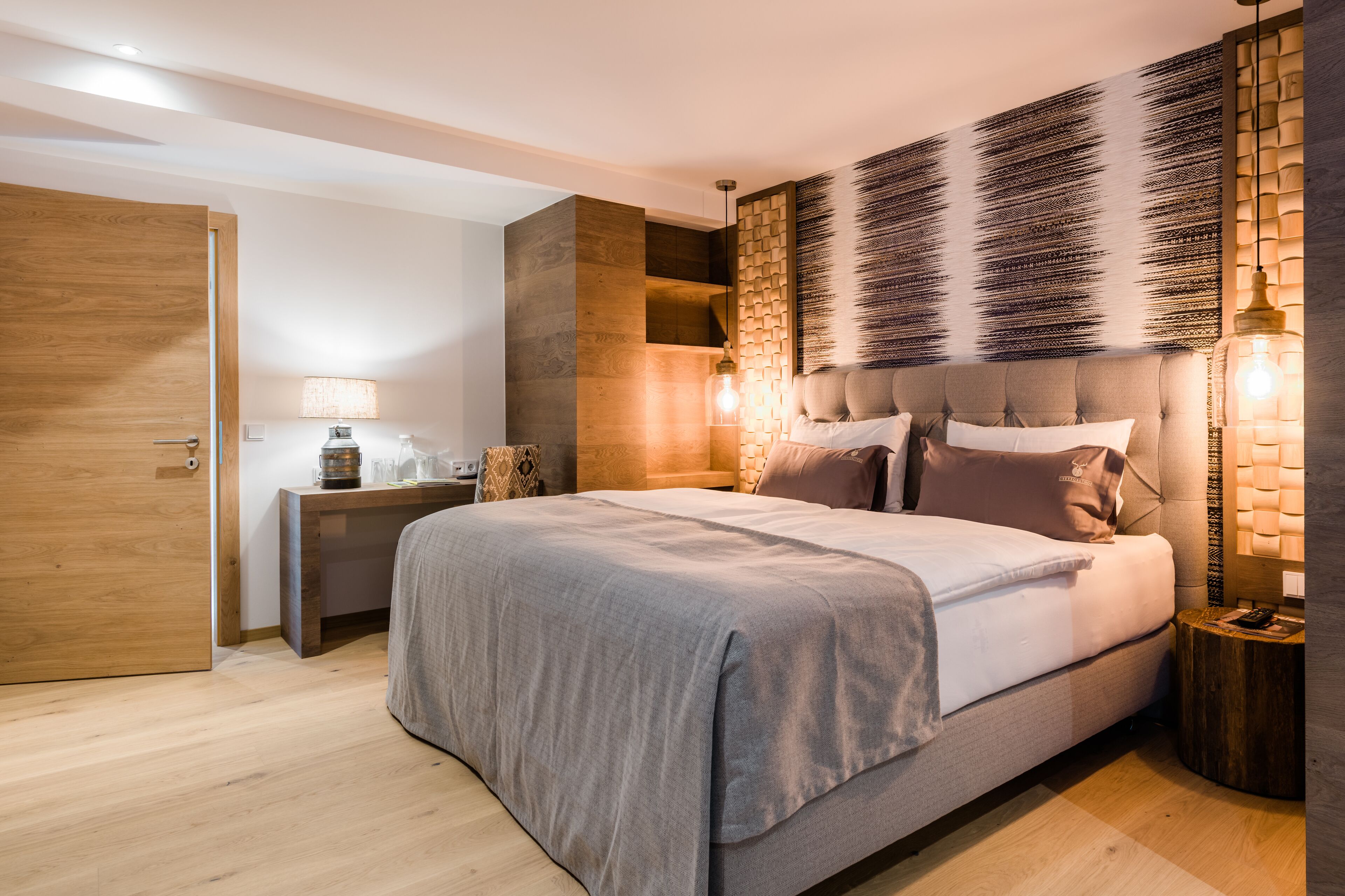 classic double room, 1 bedroom | 1 bedroom, premium bedding, minibar, in-room safe