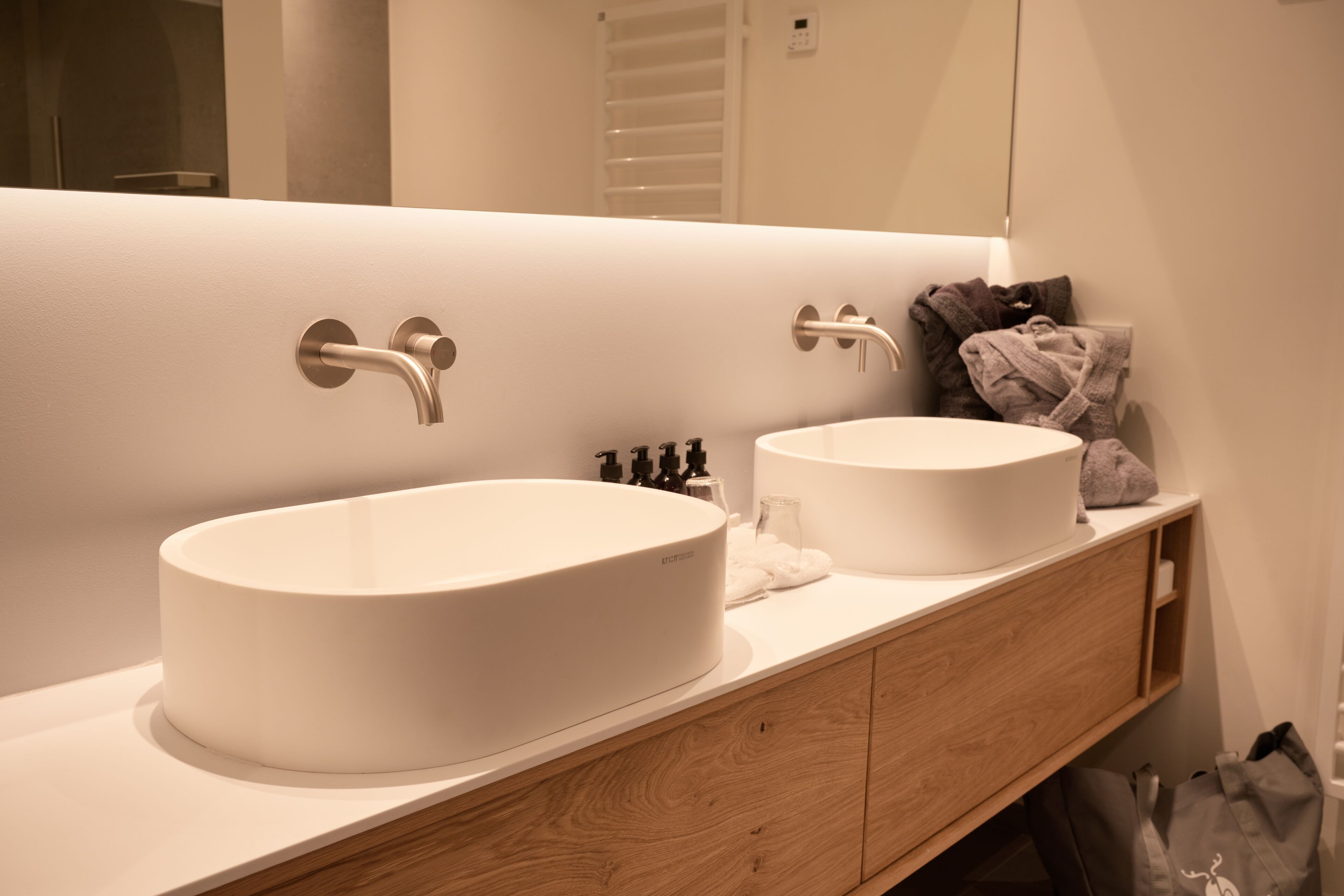 classic double room, 1 bedroom | bathroom | designer toiletries, hair dryer, bathrobes, slippers