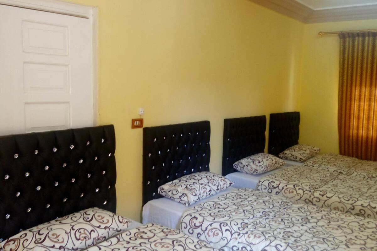 In-room safe, blackout drapes, WiFi (free)