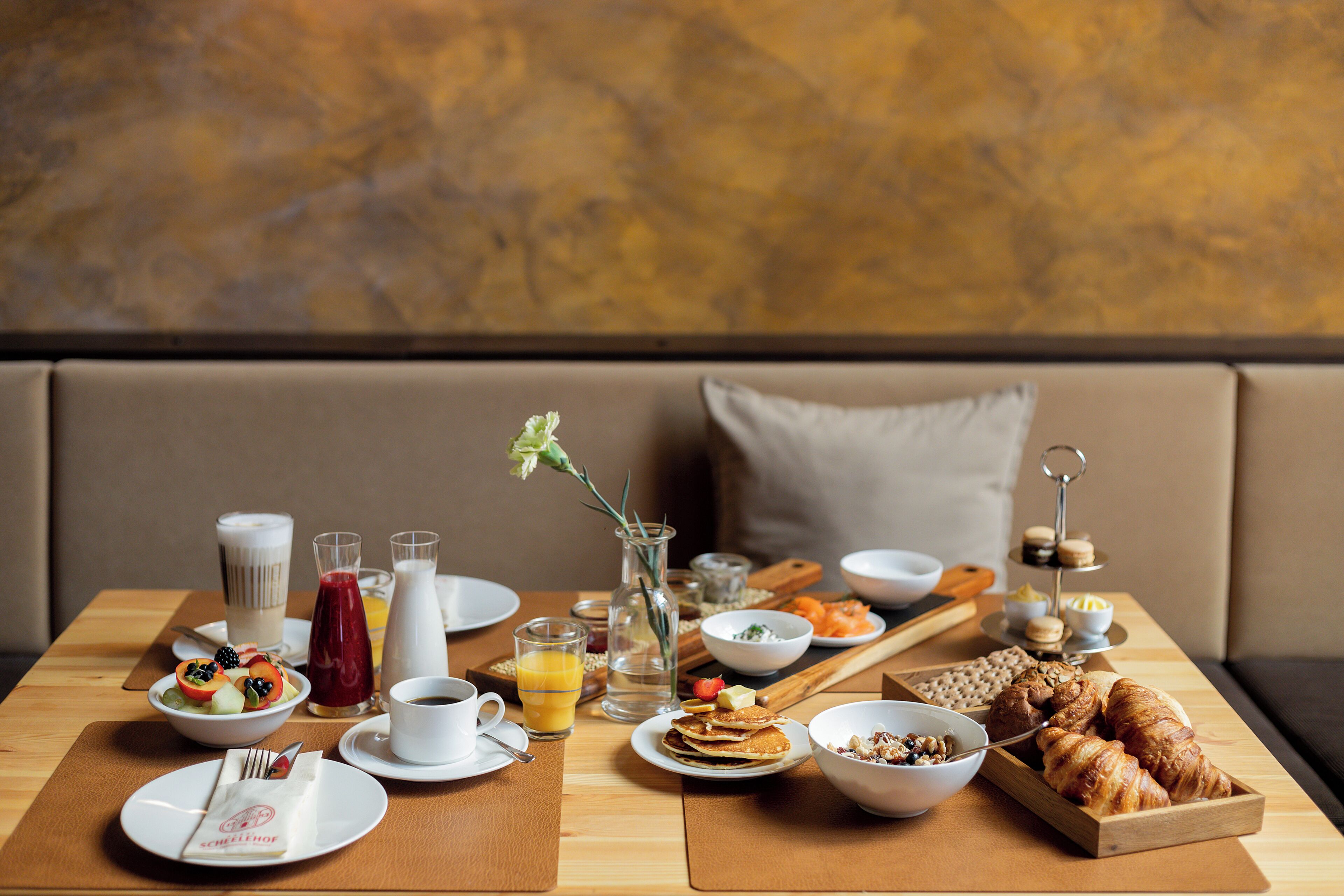 Daily buffet breakfast for a fee