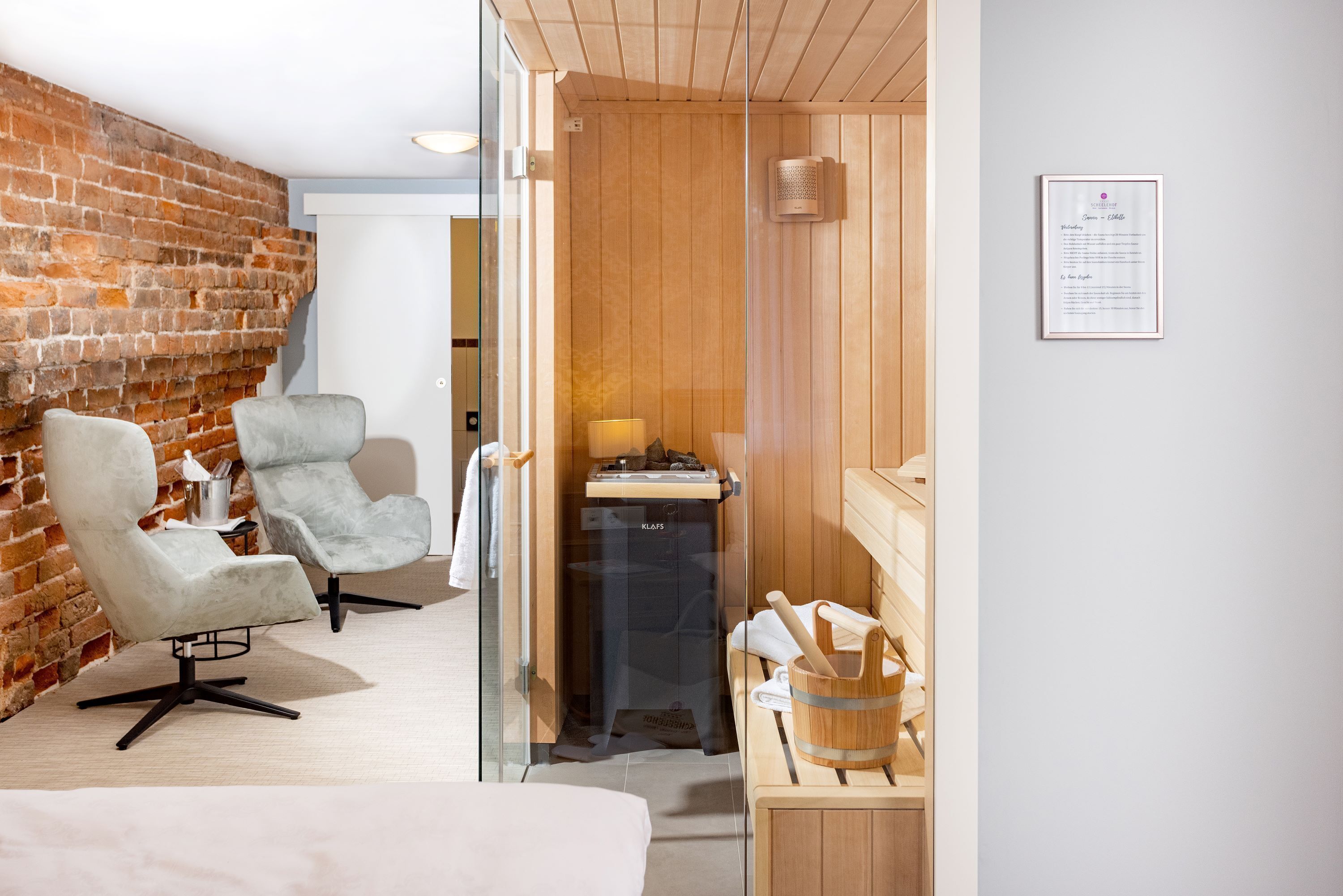 1 bedroom, hypo-allergenic bedding, minibar, in-room safe