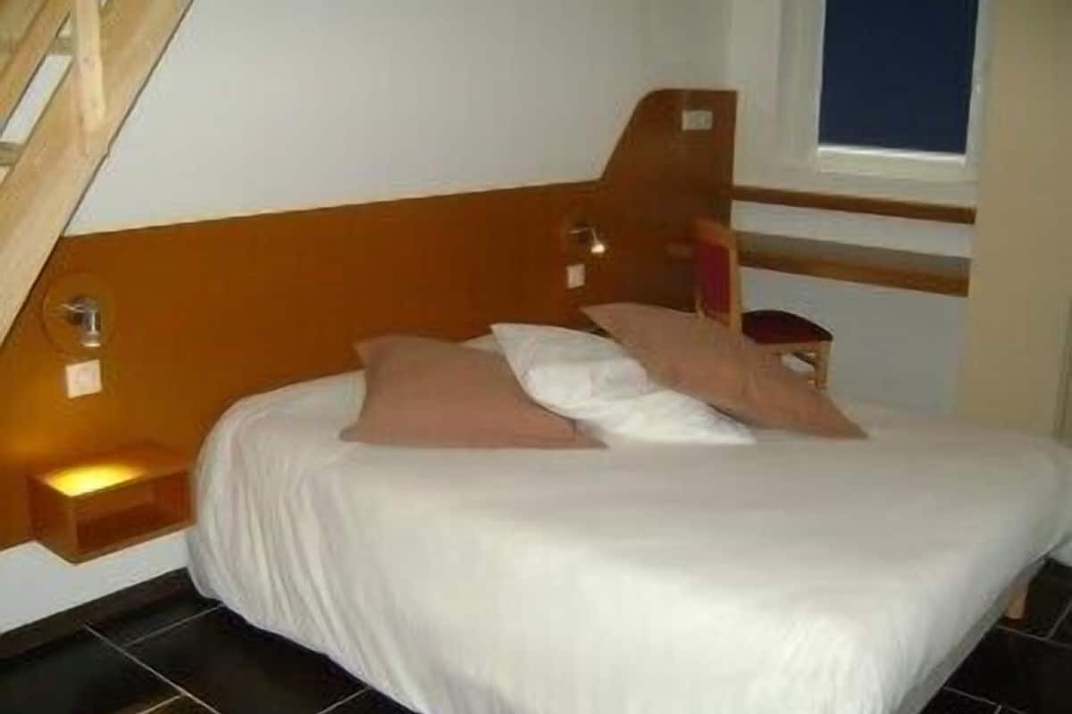double room | desk, iron/ironing board, free wifi