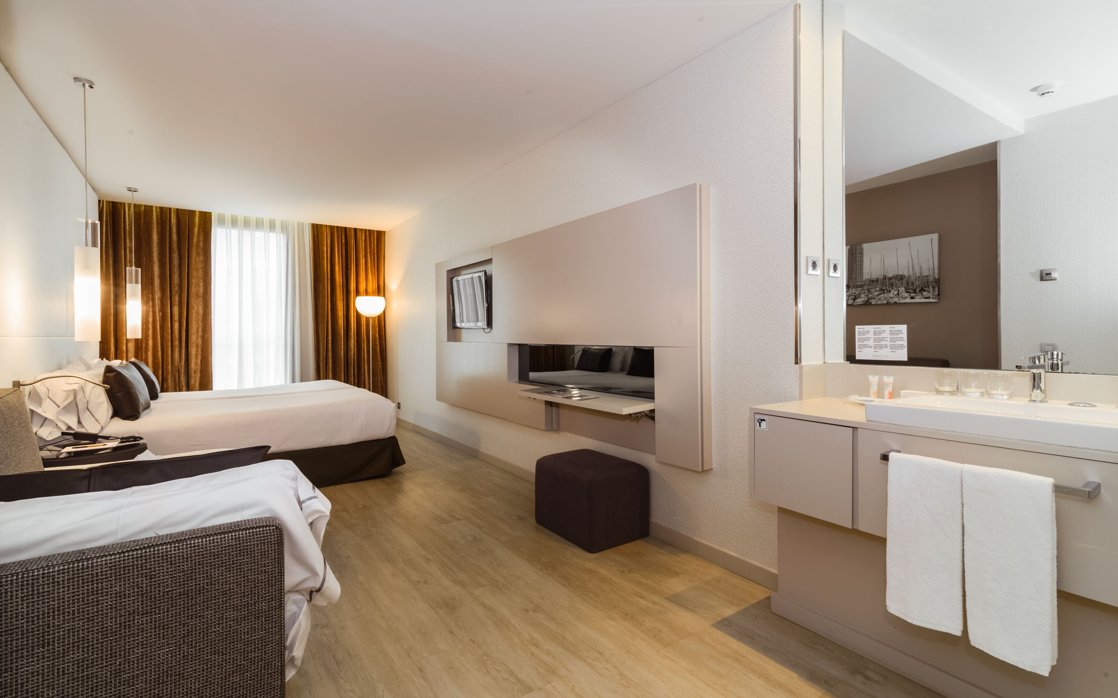 triple room | 1 bedroom, premium bedding, down duvets, memory-foam beds