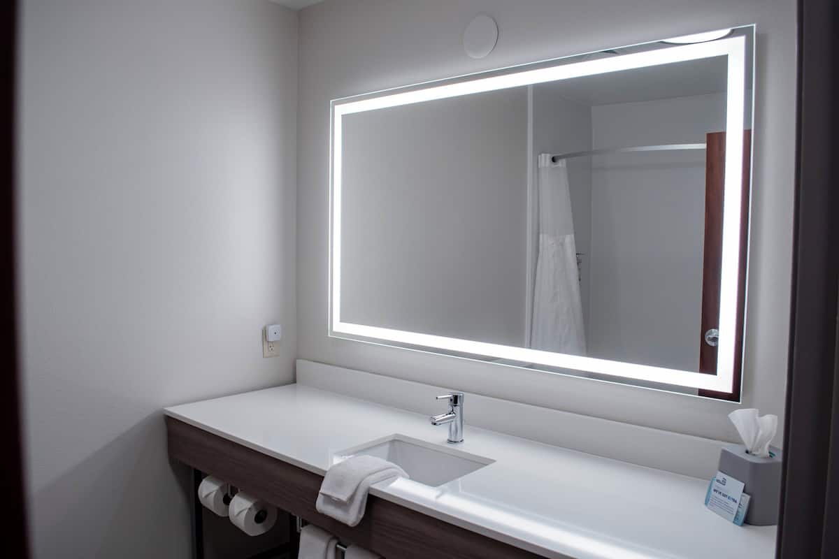 In-room safe, blackout drapes, iron/ironing board, free WiFi