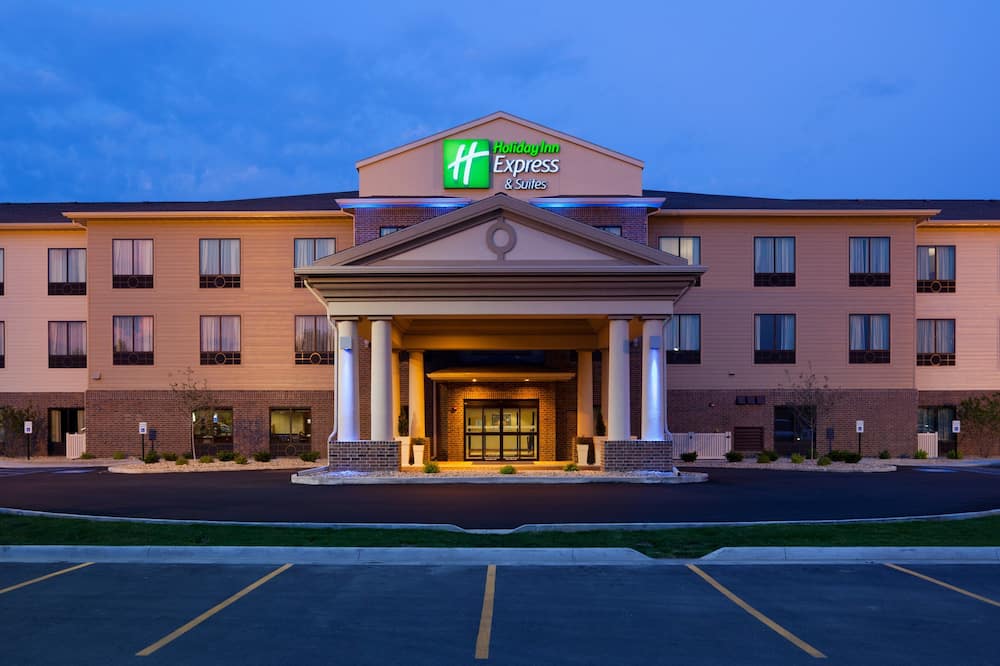 Holiday Inn Express and Suites Mason City by IHG