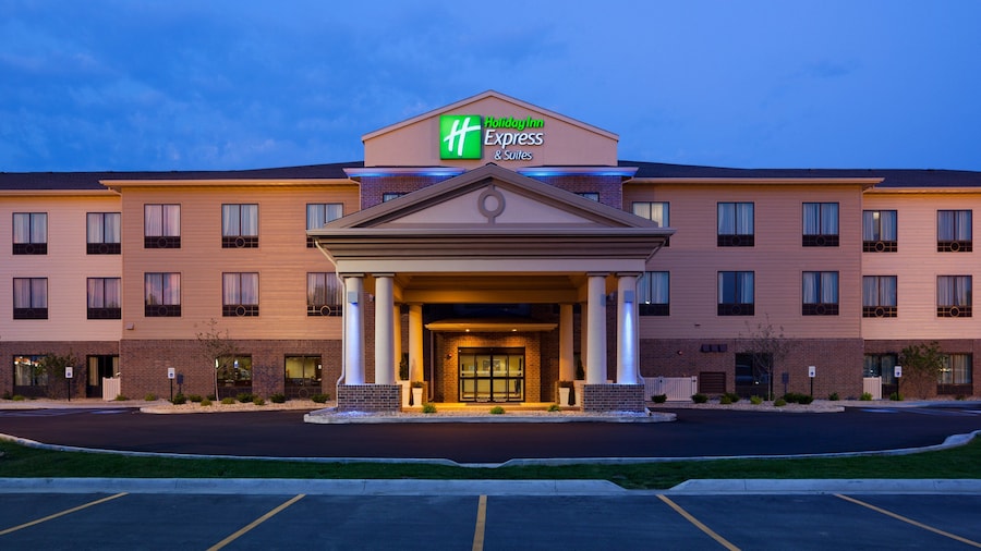 Holiday Inn Express and Suites Mason City by IHG