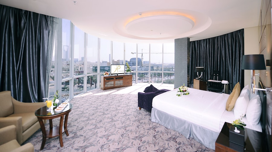 Al Hamra Palace By Warwick