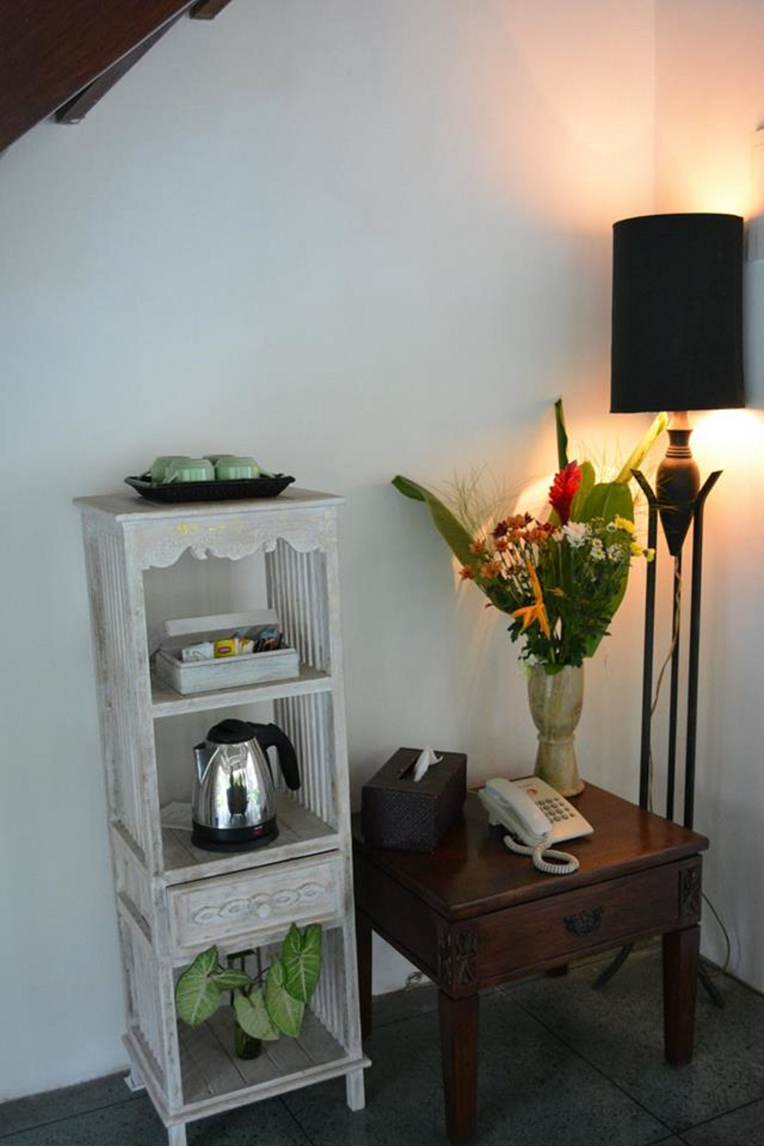 deluxe villa, 1 bedroom, garden view | living area