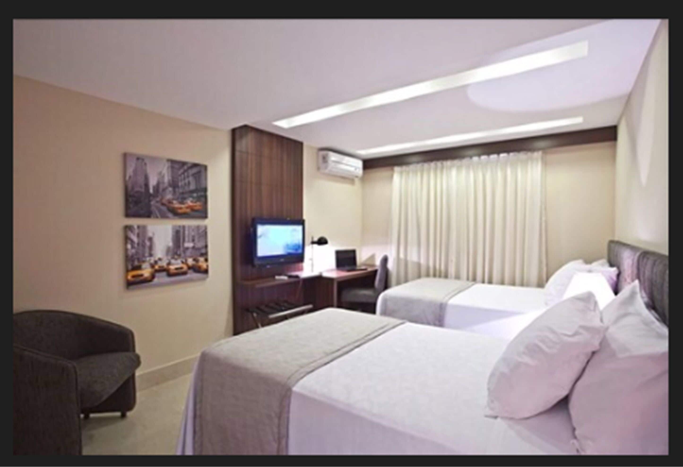 superior apartment | pillow-top beds, minibar, in-room safe, desk