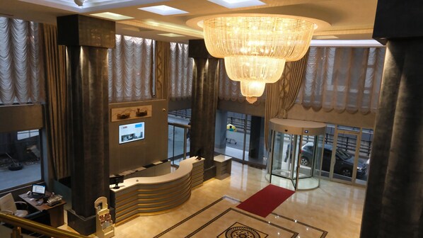 Standard Room | Living area | LCD TV - Ravanda Hotel (Gaziantep)
