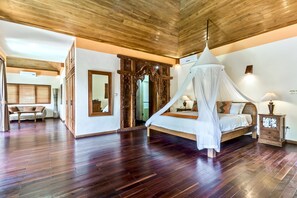 Minibar, coffres-forts dans les chambres, décoration personnalisée