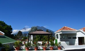 Front of property - Hotel Vilaflor (Antigua Guatemala)