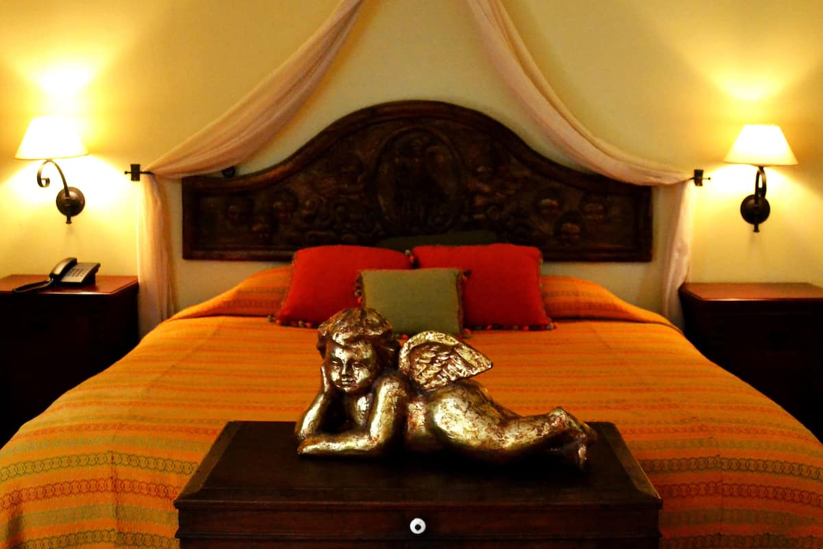 Suite, 1 King Bed