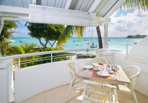 Panoramic Apartment, 2 Bedrooms, Sea View, Beachfront | Balcony - Le Beachclub Serviced Apartments and Villas (Grand-Baie)