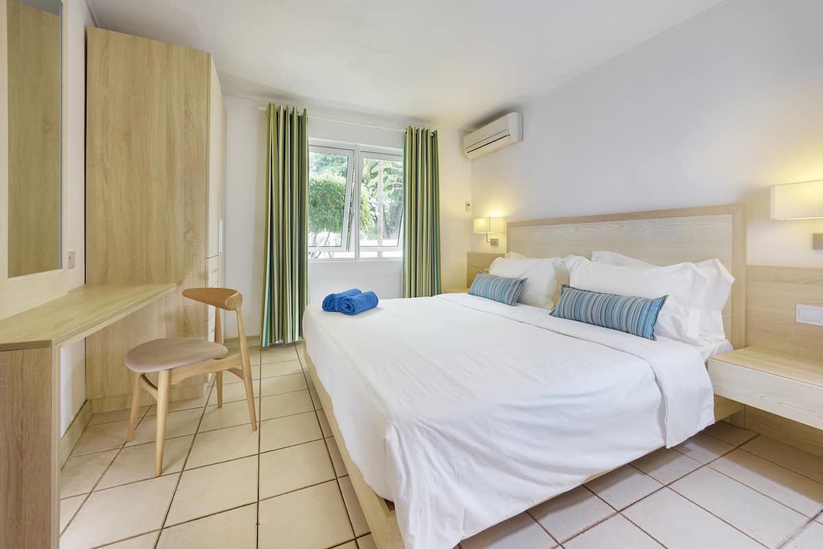 In-room safe, blackout curtains, free cots/infant beds, rollaway beds