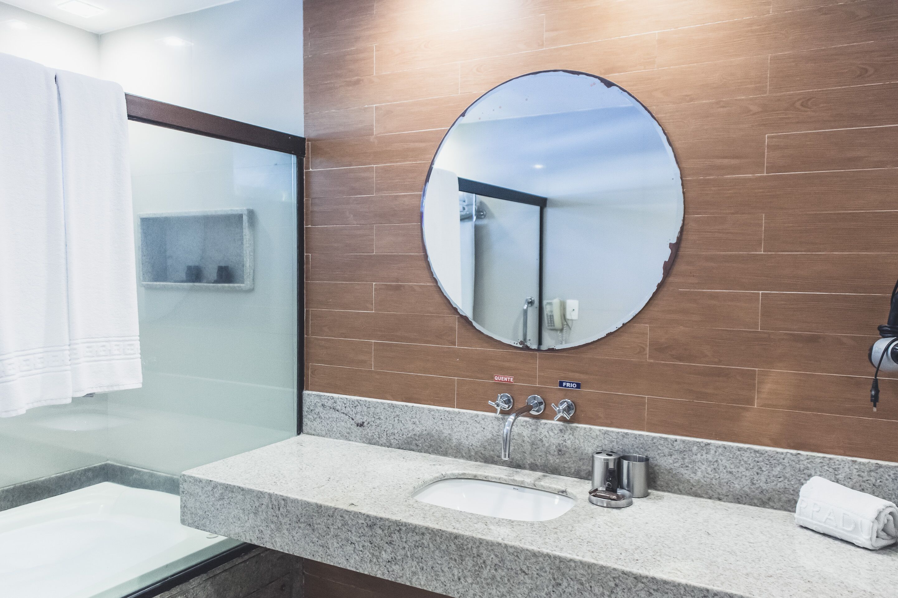 suite vip | bathroom | hair dryer, towels