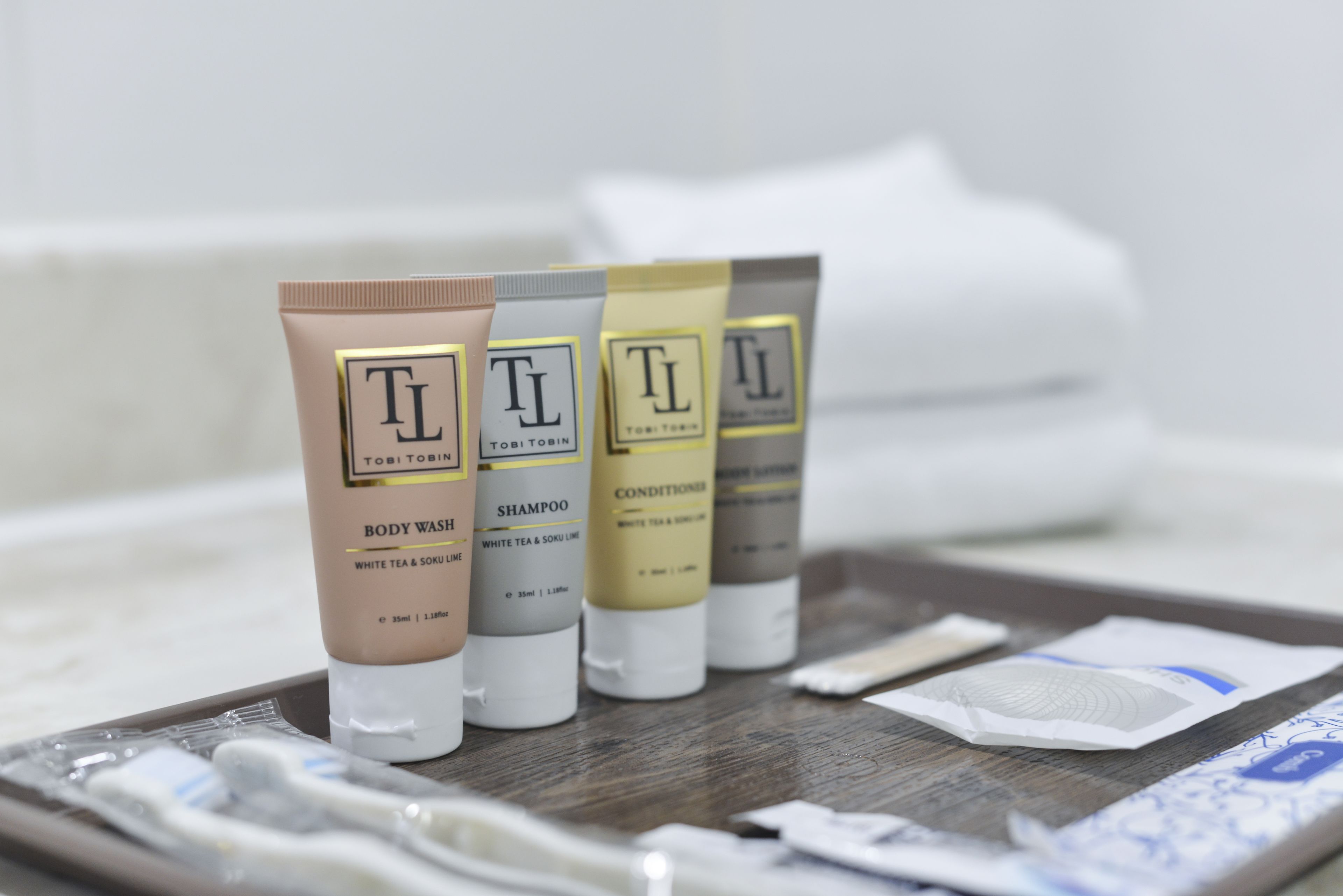 花灑/浴缸組合、風筒、浴袍、拖鞋