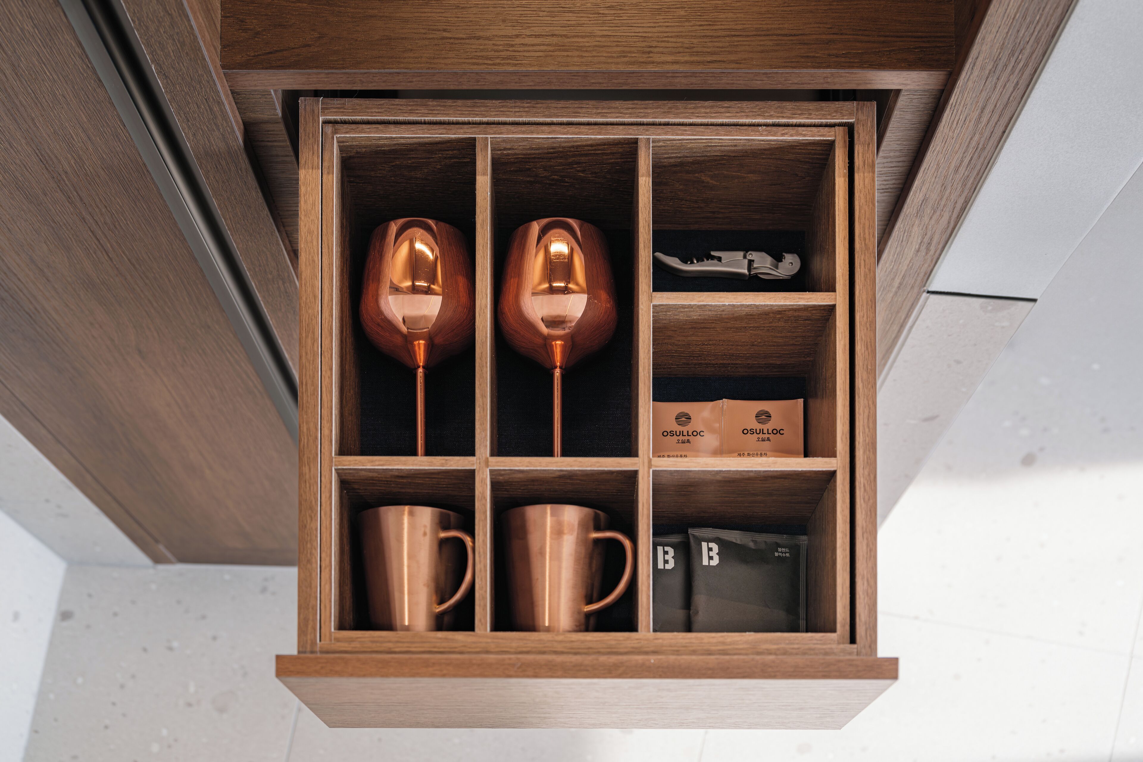 1 bedroom, premium bedding, in-room safe, desk