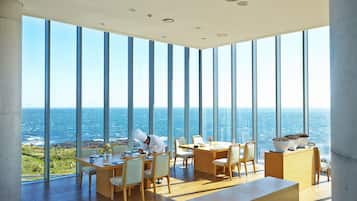3 restaurants, breakfast, lunch, dinner served; Korean cuisine
