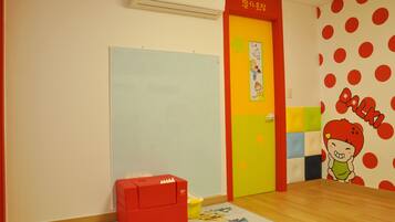 DALKI KIDS Room | Children's theme room