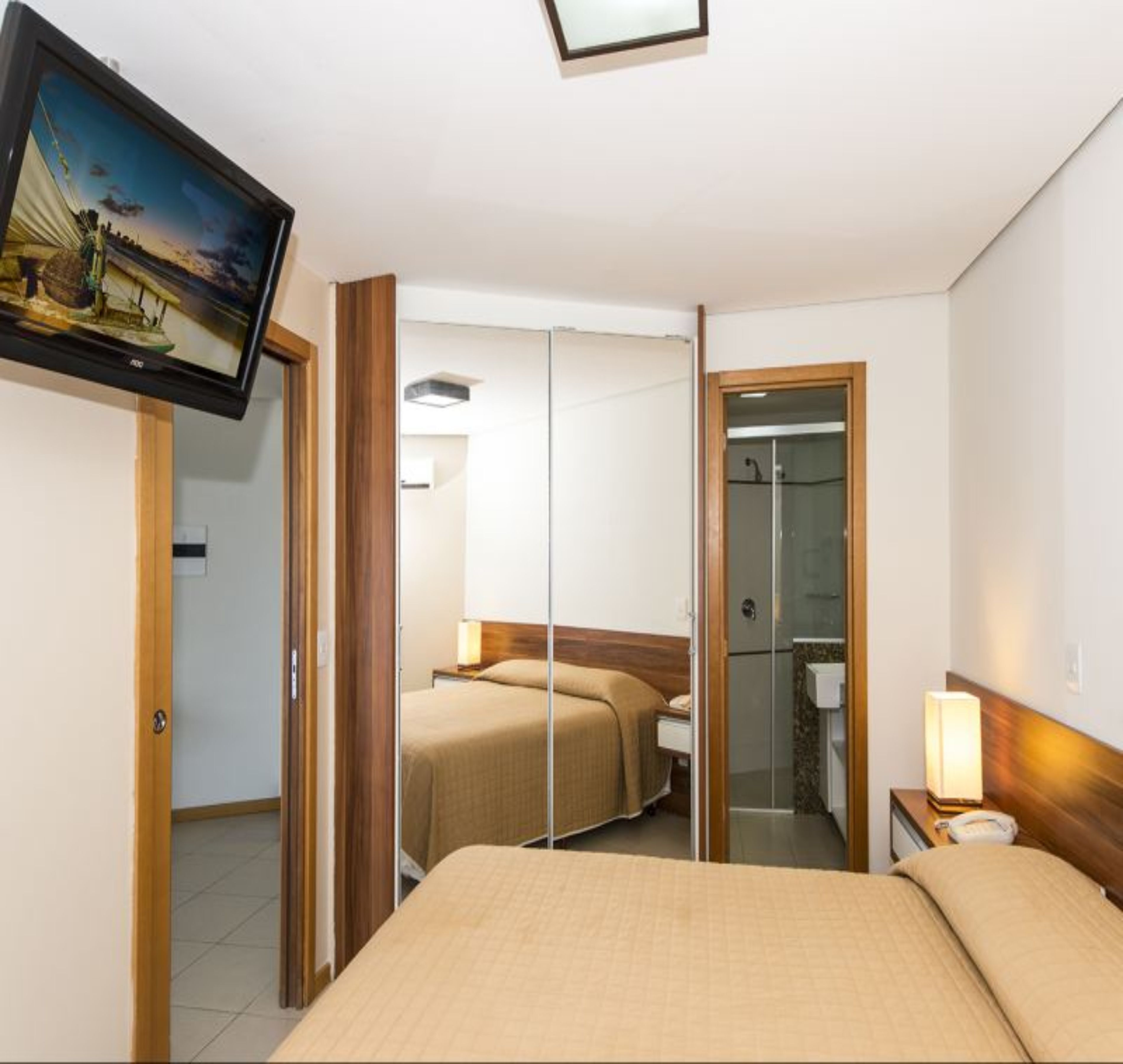 grand suite, jetted tub, sea view | 1 bedroom, minibar, in-room safe, free cots/infant beds