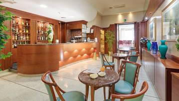 Bar (in der Unterkunft)