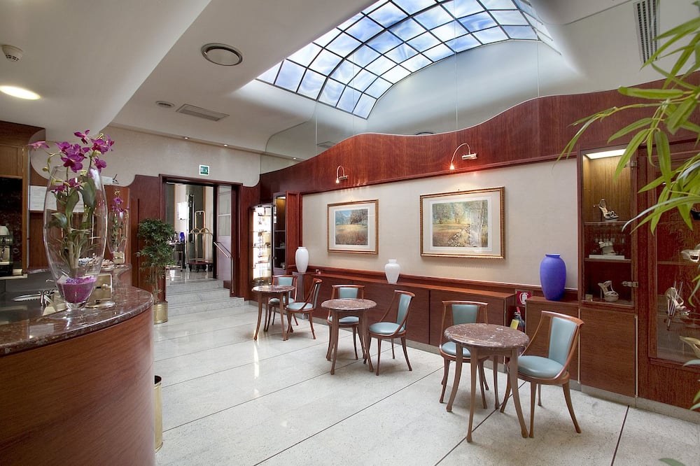 Palace Hotel