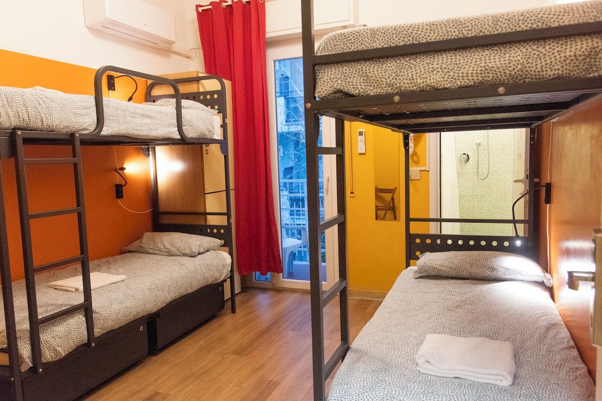 In-room safe, iron/ironing board, free WiFi, bed sheets