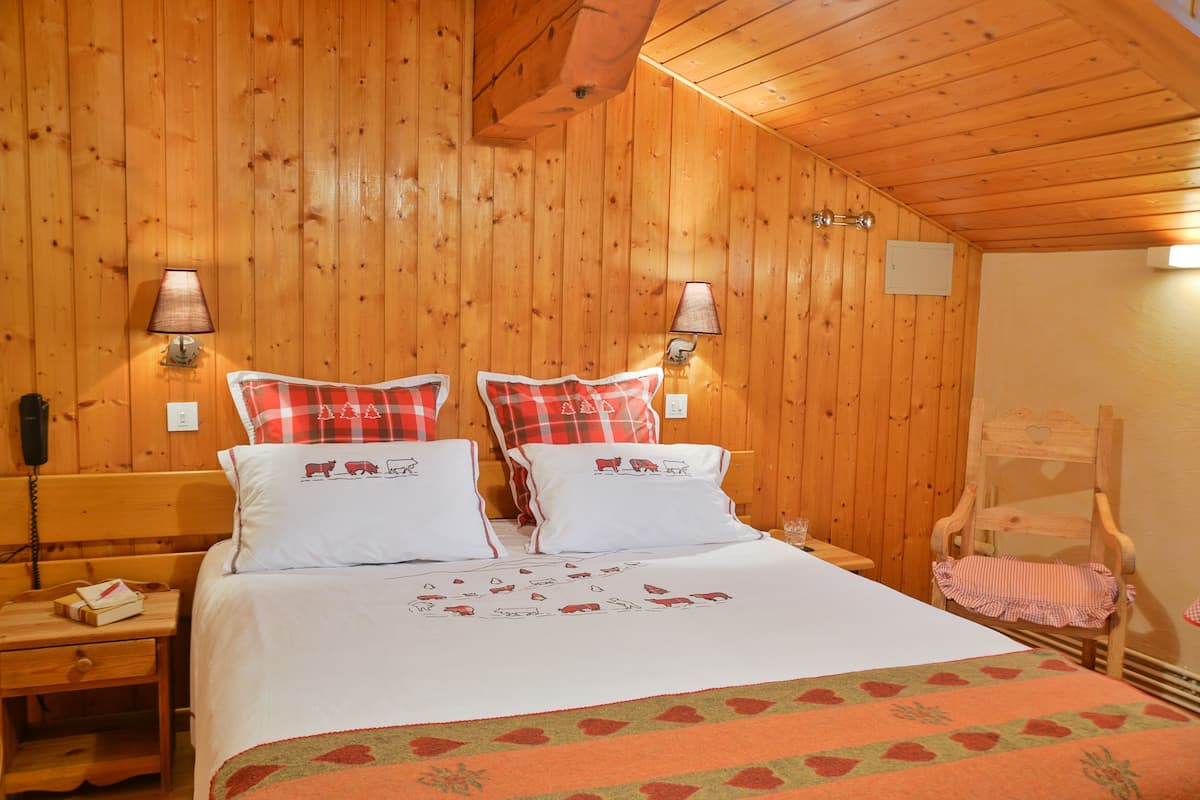 Standard Double Room | Free cribs/infant beds, free WiFi
