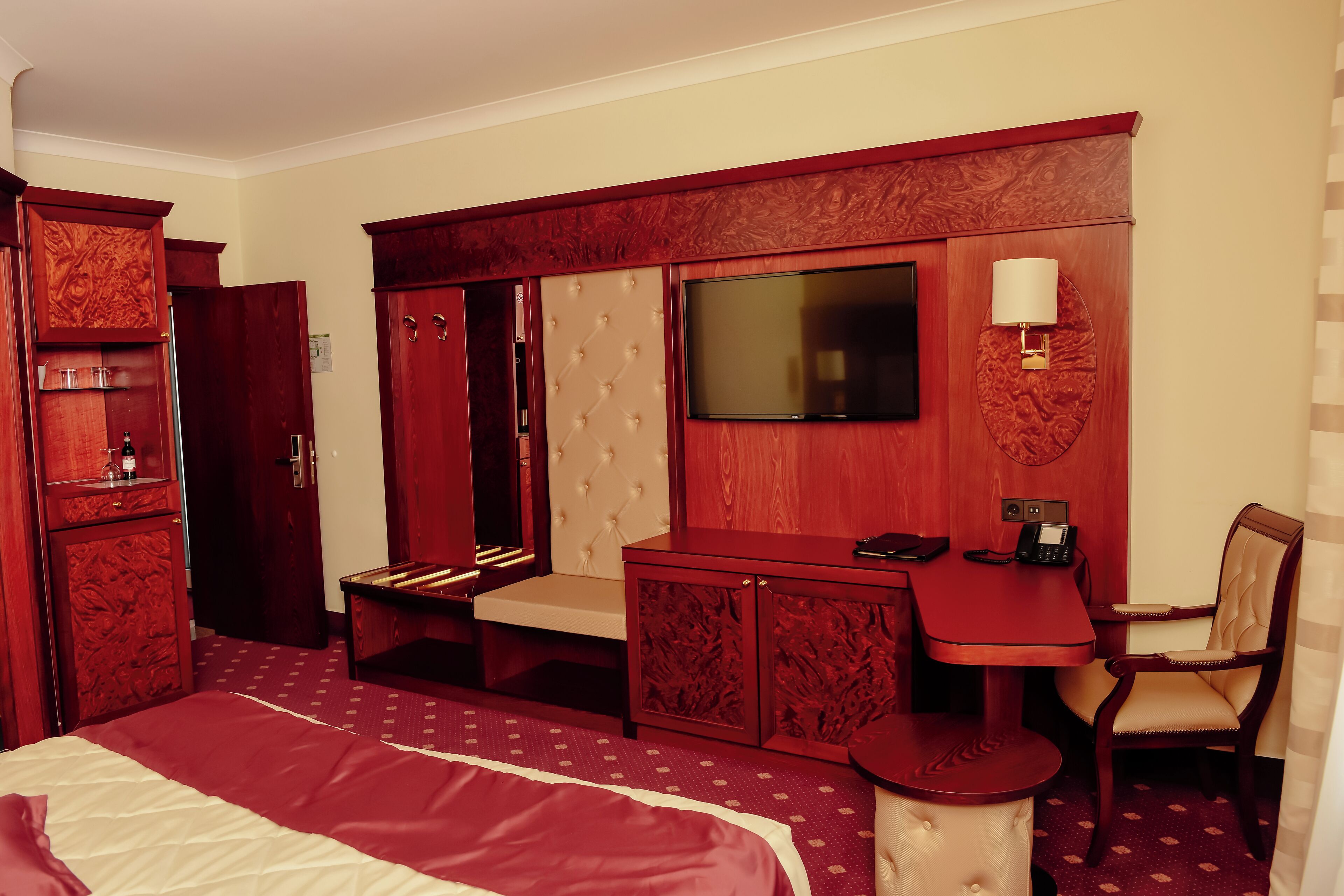 in-room safe, desk, soundproofing, iron/ironing board