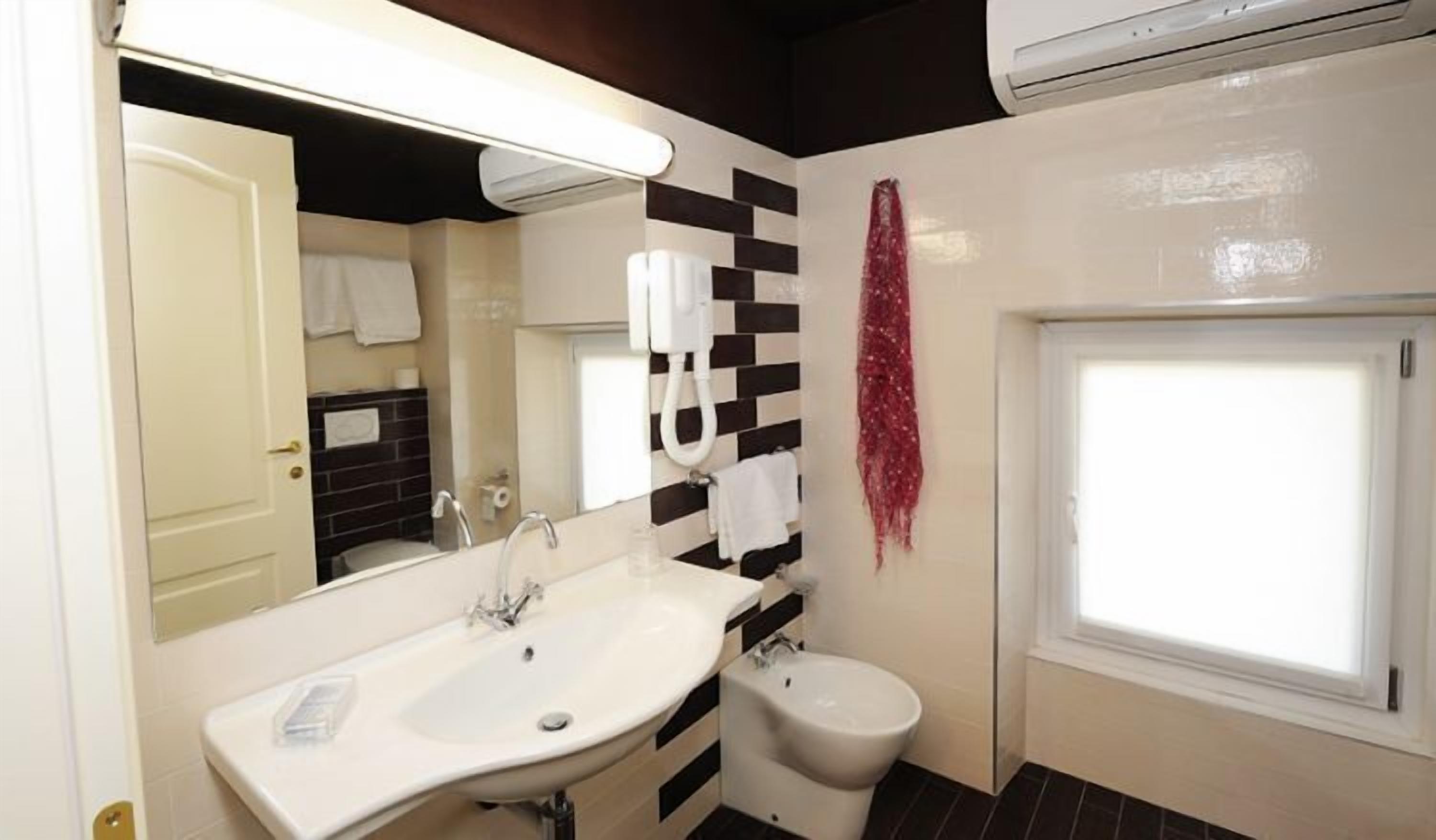 studio | bathroom | free toiletries, hair dryer, bathrobes, slippers