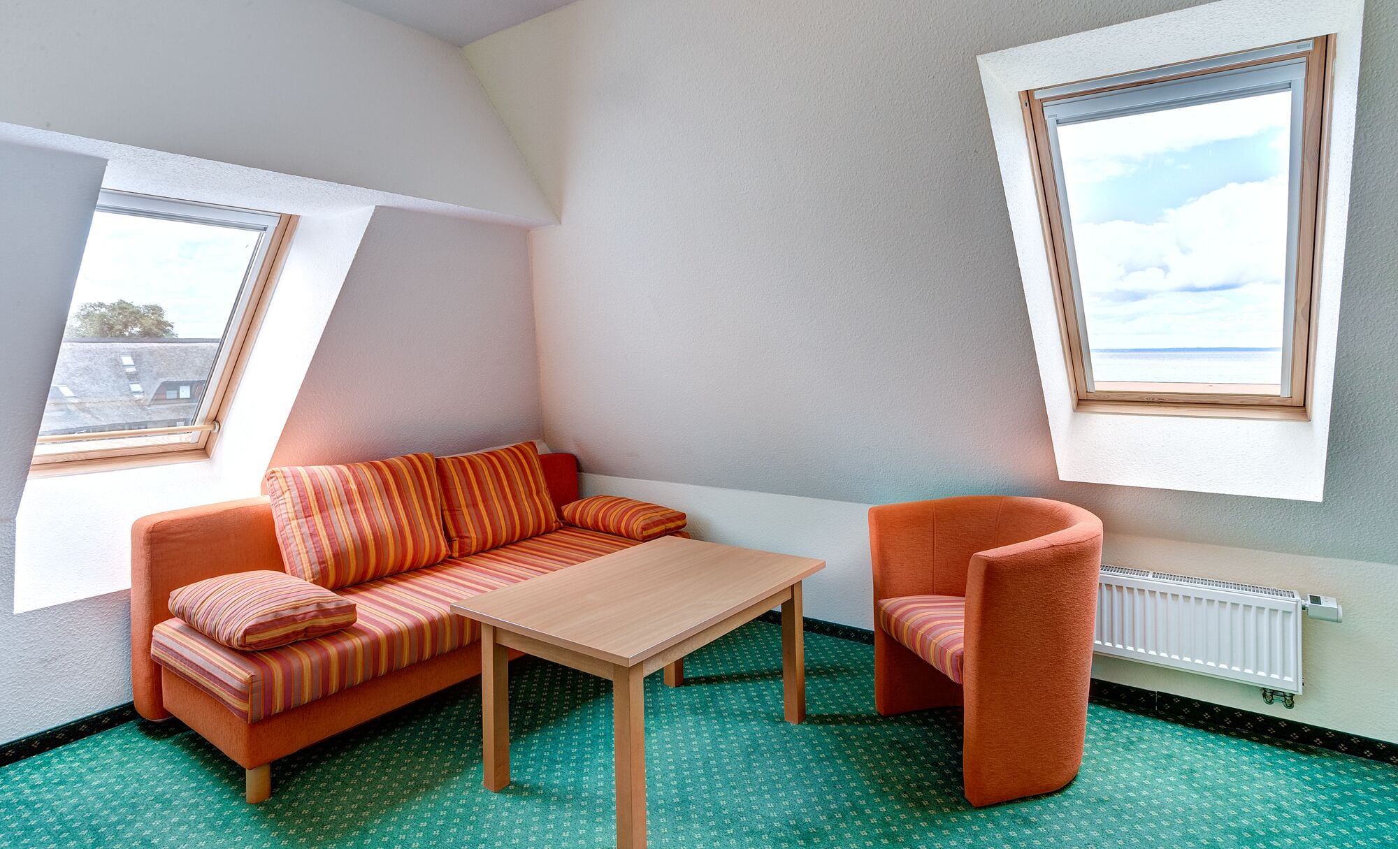 maisonette apartment | living area | tv