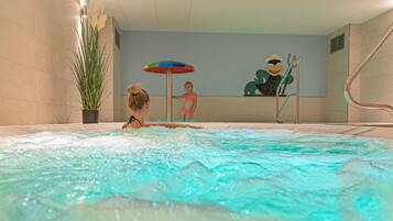 Indoor pool, pool loungers