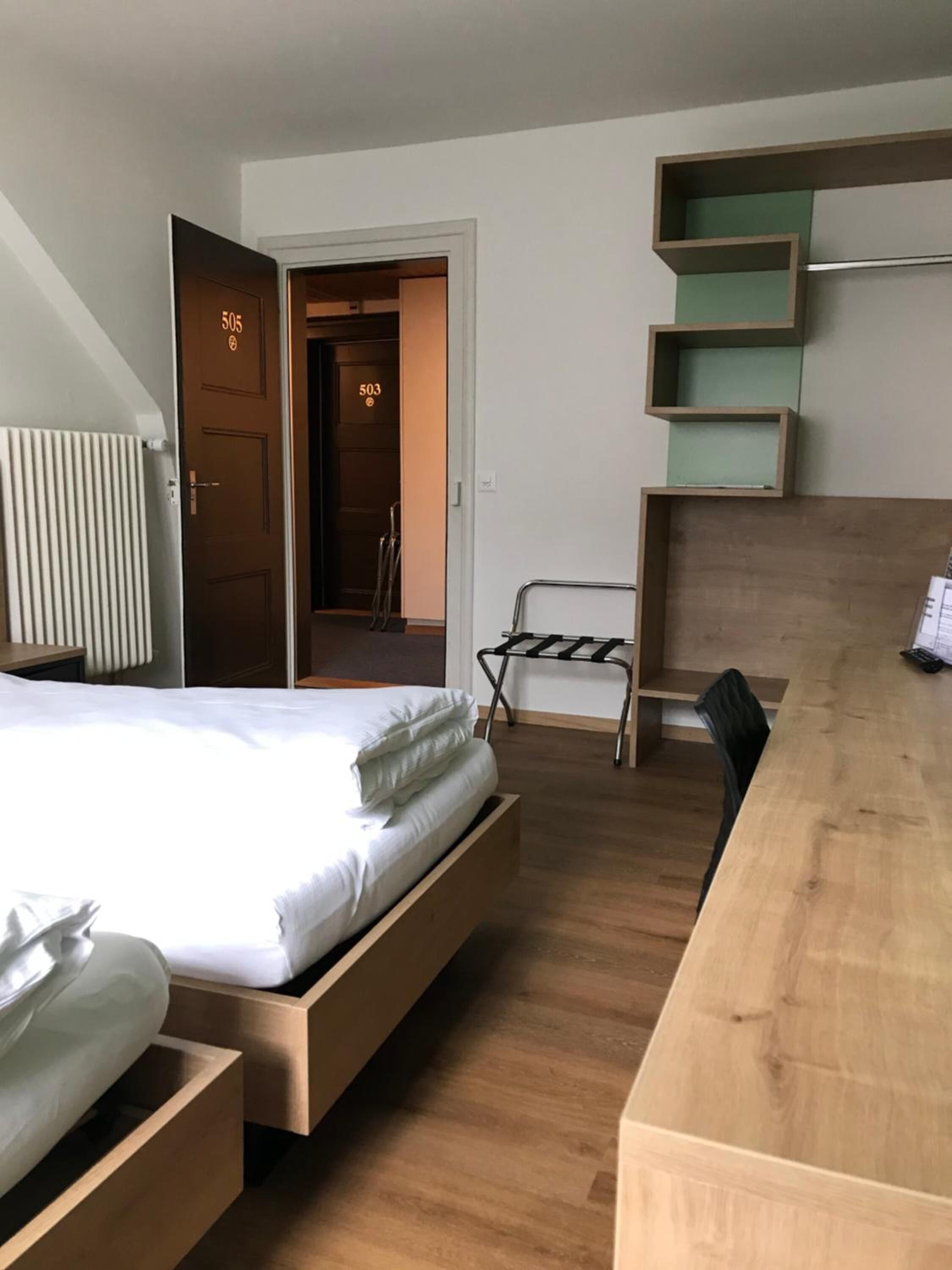 hypo-allergenic bedding, in-room safe, desk, iron/ironing board