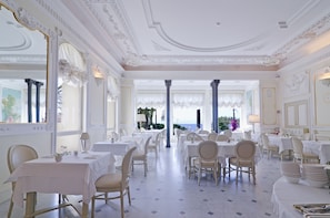 Daily buffet breakfast (EUR 25 per person)