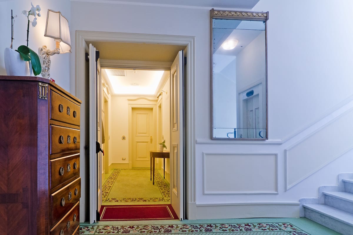 Presidential Suite, 3 Bedrooms, Partial Sea View