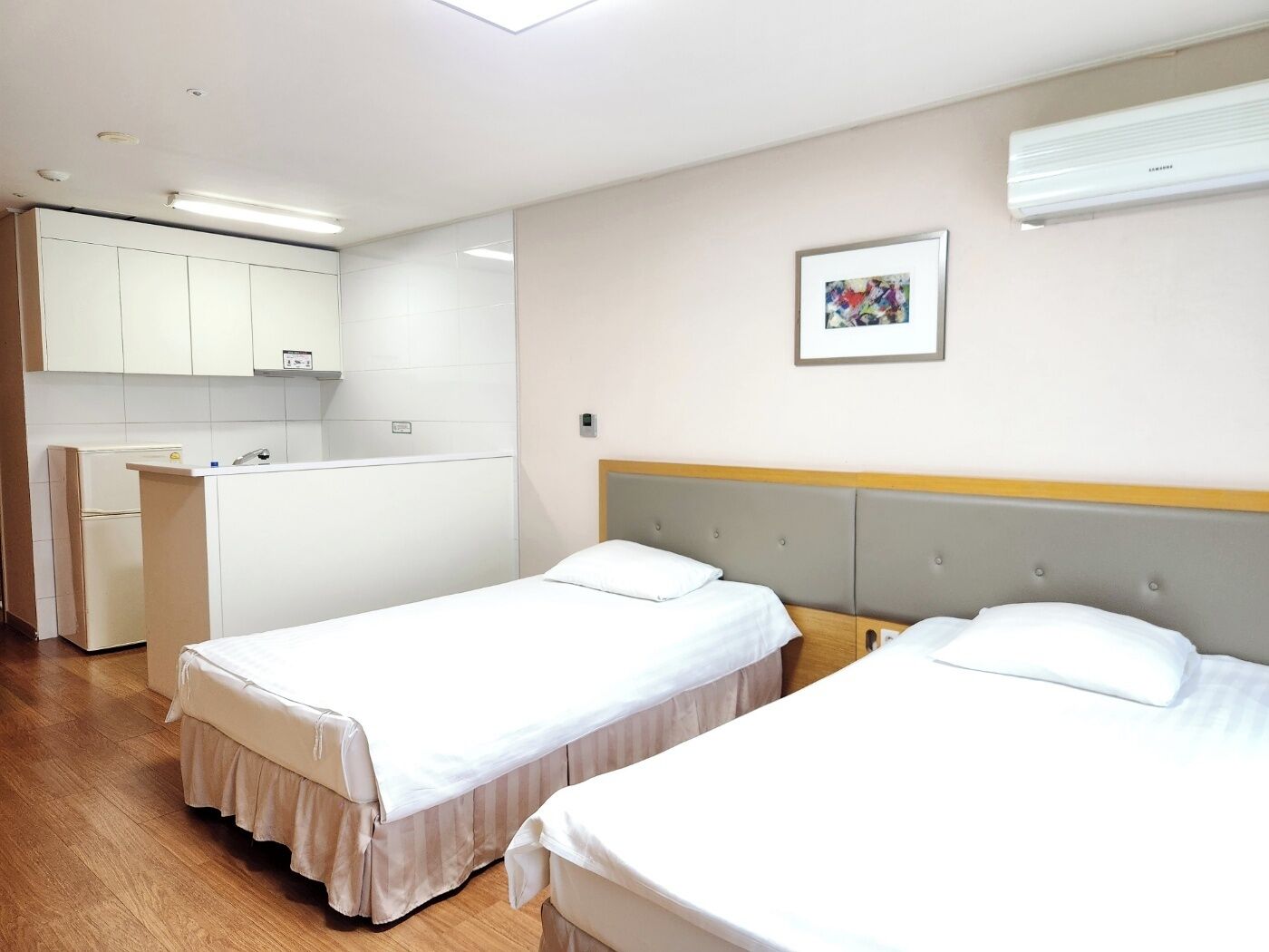 Willow Twin Bed Room | Chambres insonorisées, Wi-Fi gratuit, draps fournis