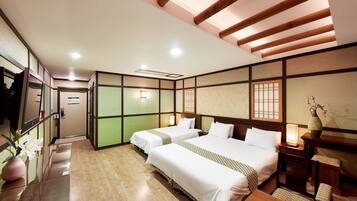 Rideaux occultants, fer et planche à repasser, Wi-Fi gratuit