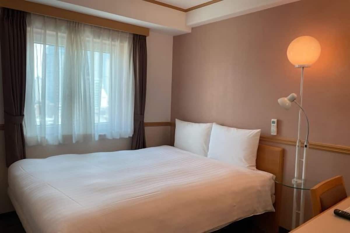 In-room safe, desk, iron/ironing board, free WiFi