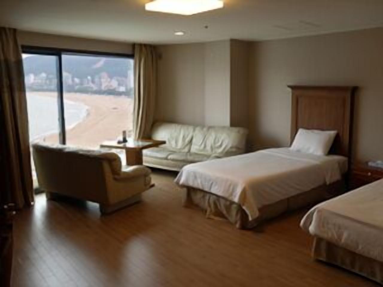 standard twin | free wifi, bed sheets