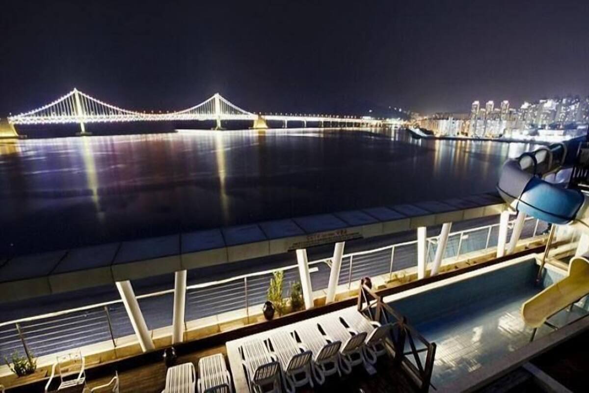 Pool | Seasonal outdoor pool, open 9:00 AM to 9:00 PM, sun loungers