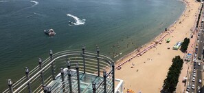 鄰近海灘、白沙