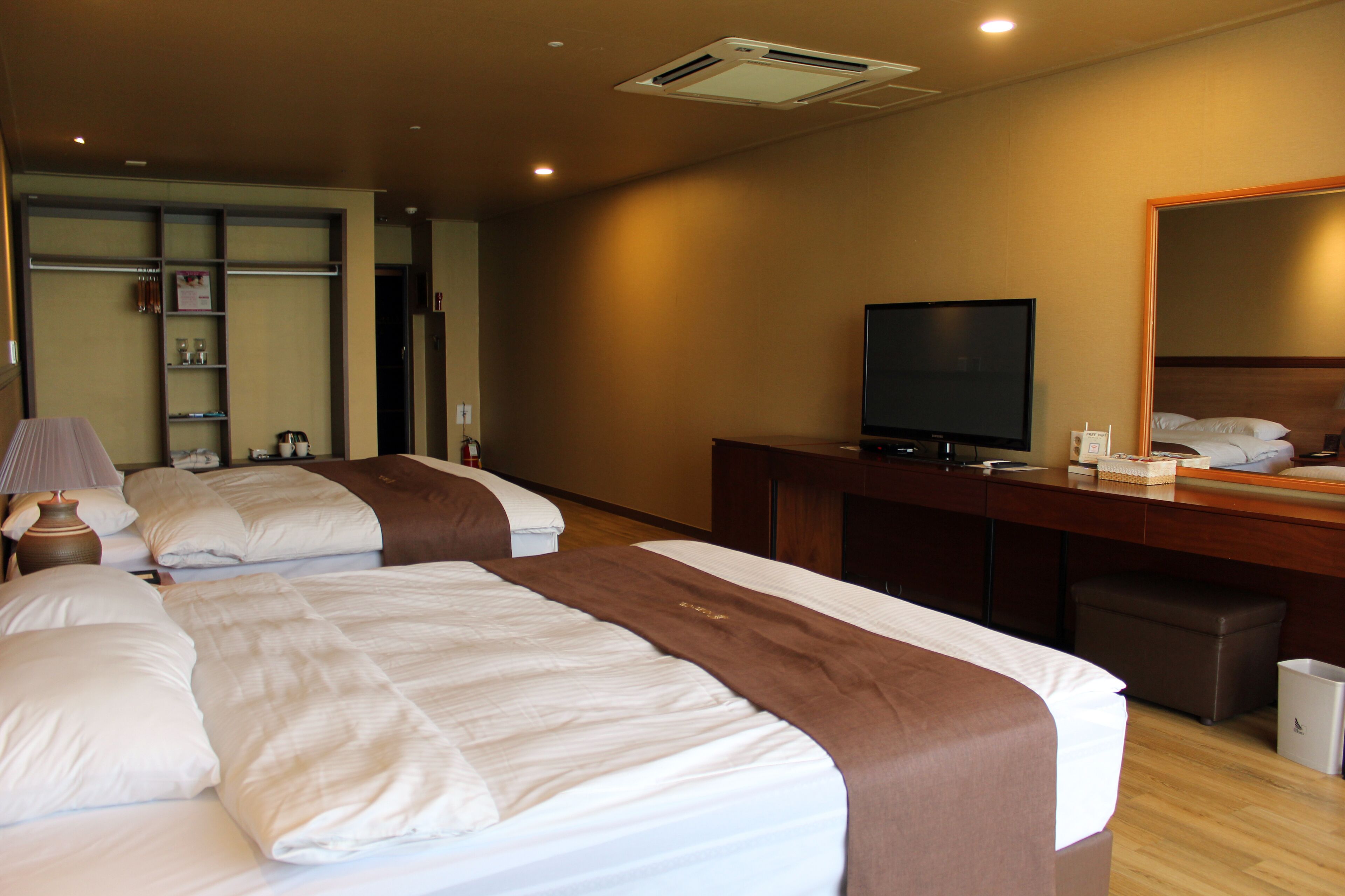 deluxe ocean twin room | premium bedding, desk, iron/ironing board, free wired internet