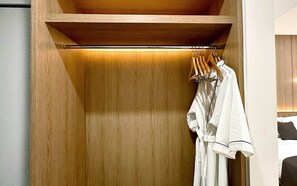 Habitació doble estàndard | Cortines opaques, habitacions insonoritzades i wifi gratuïta 