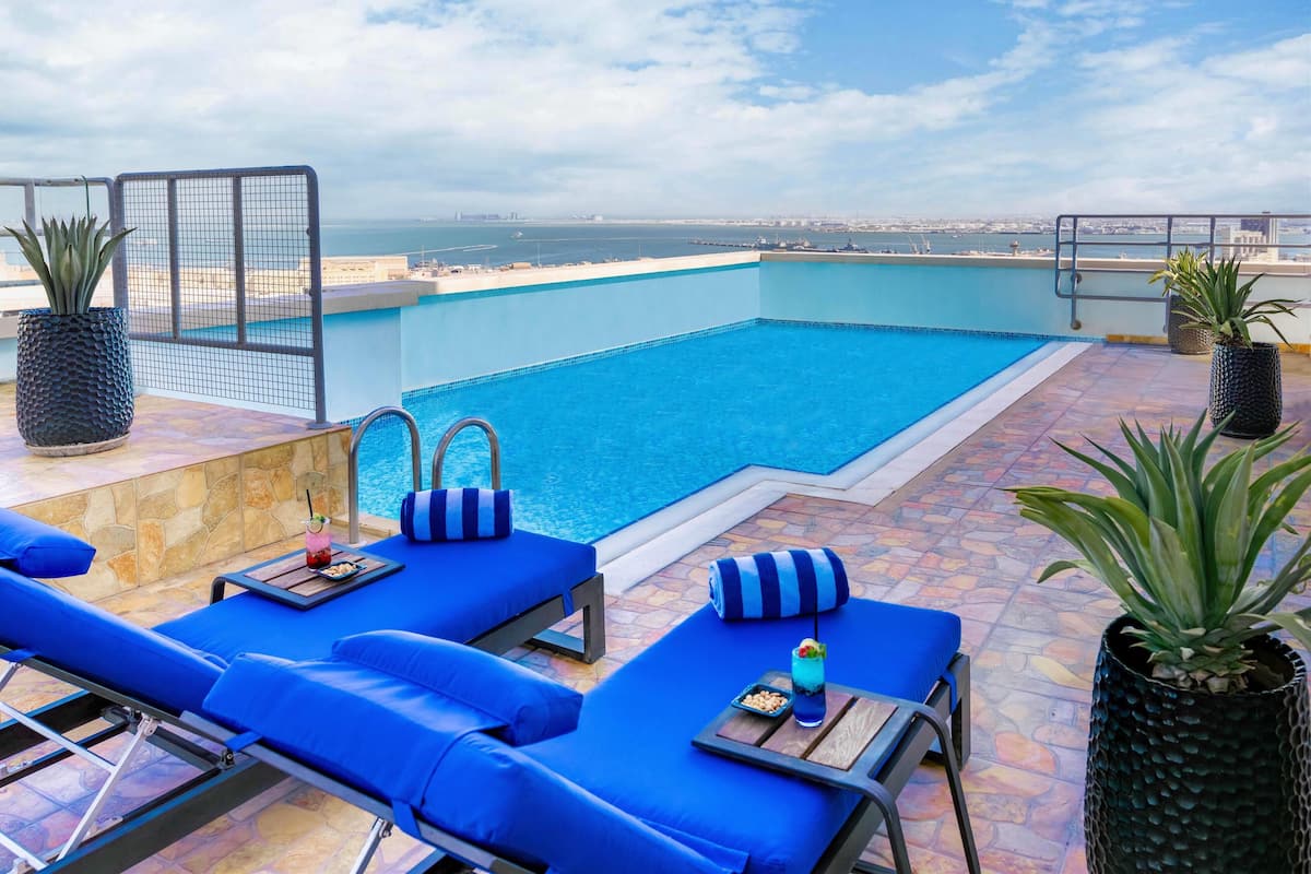 Suite, Multiple Beds, Non Smoking, Kitchen (Living Room) | Private pool
