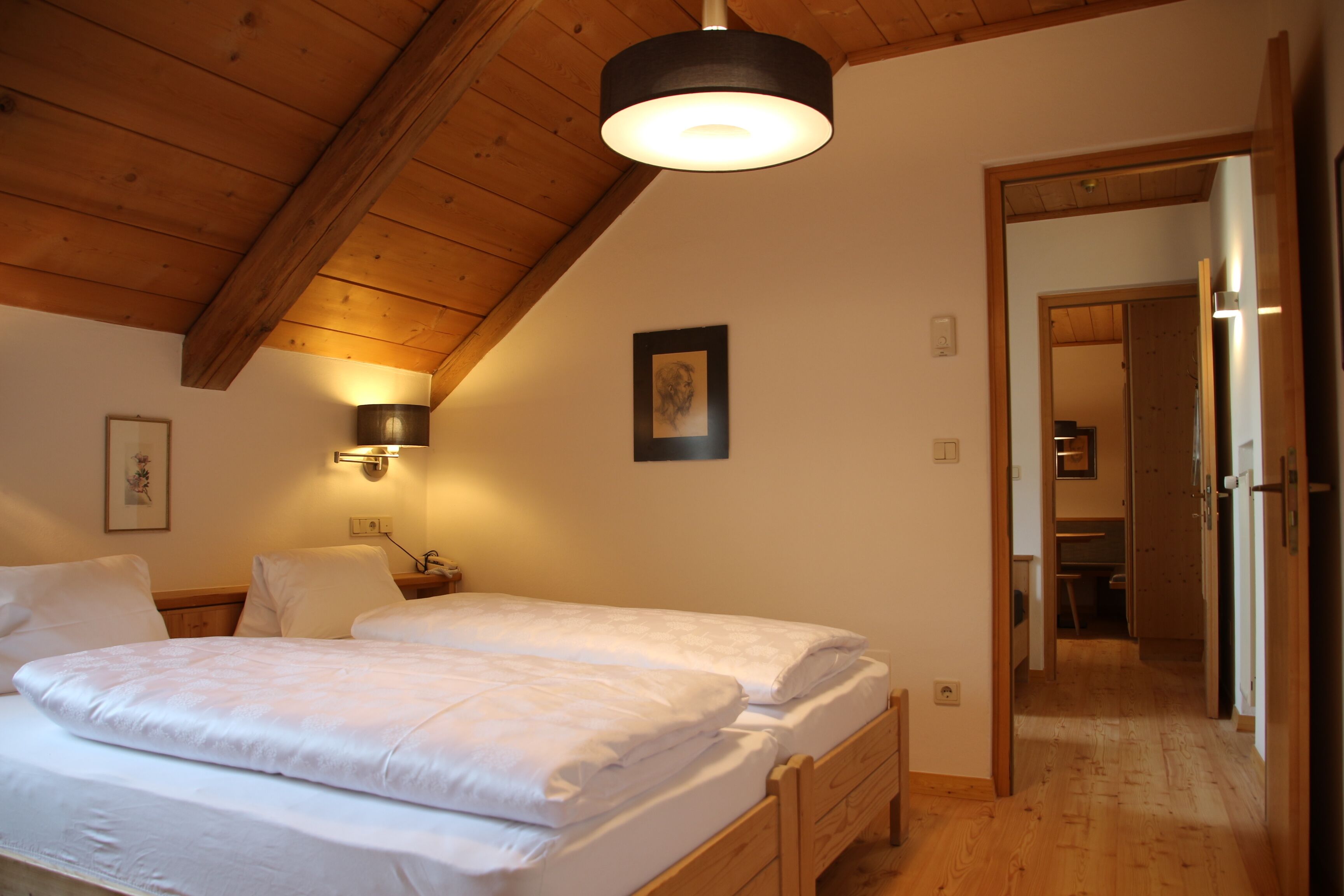 comfort double room | in-room safe, individually decorated, individually furnished