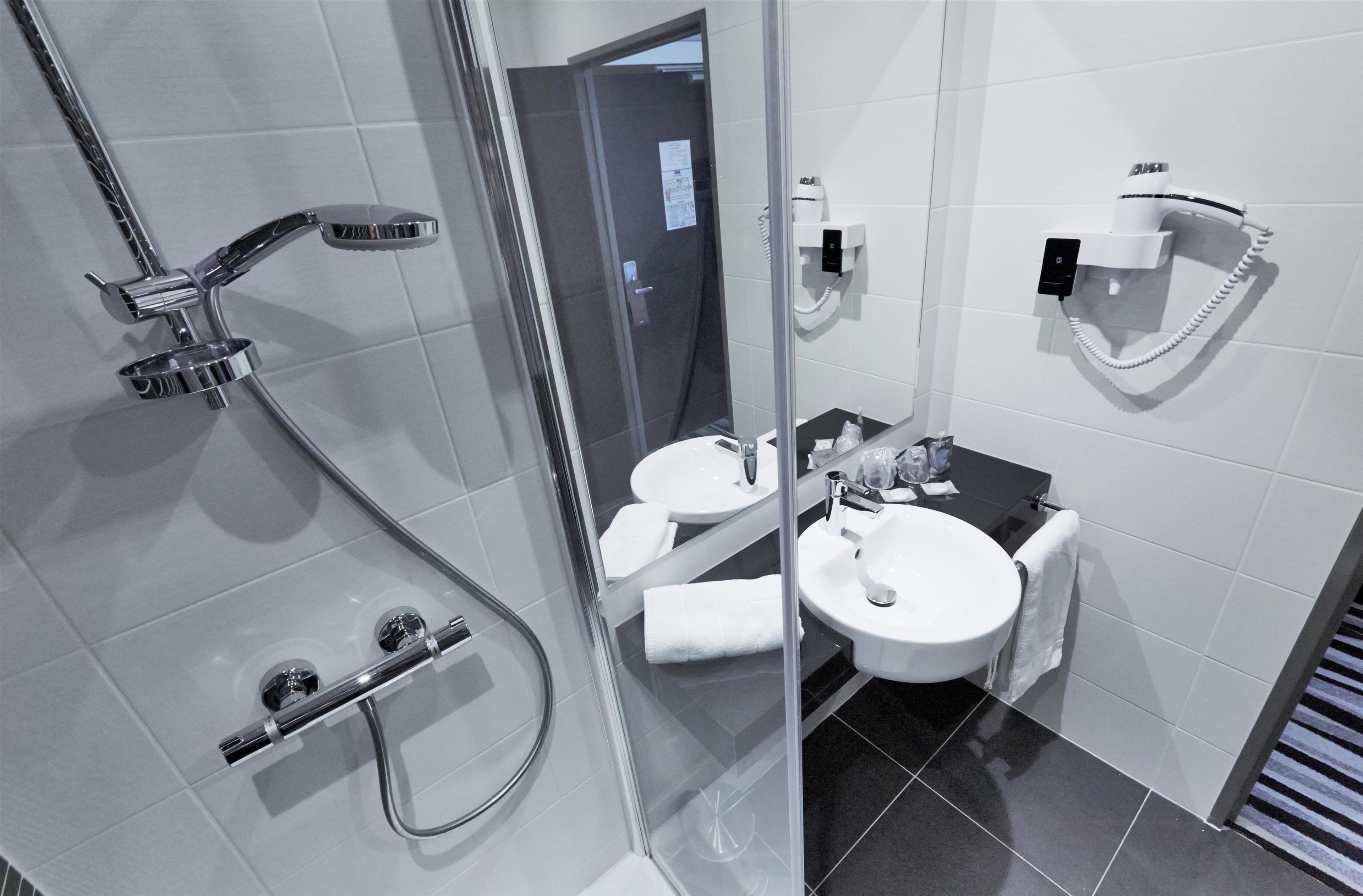 Foto - Kyriad Saint Quentin en Yvelines - Montigny