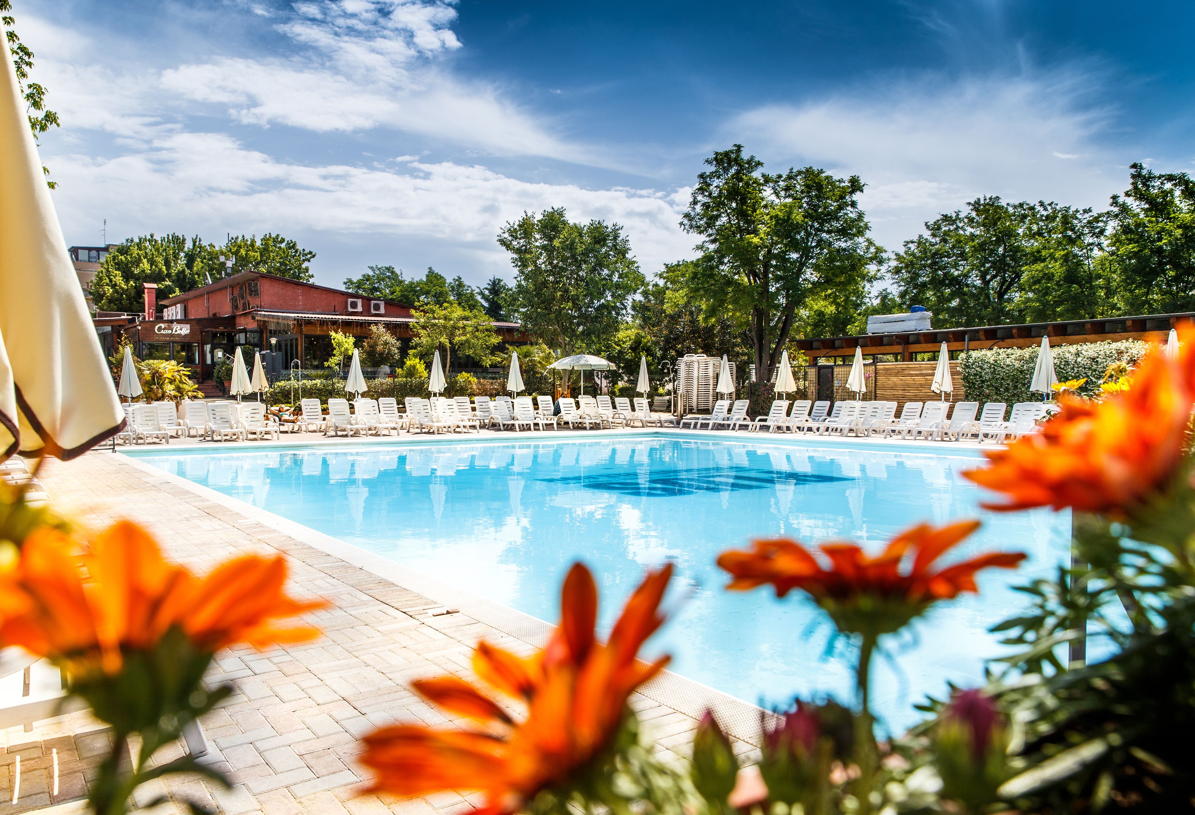 Piscina stagionale all'aperto